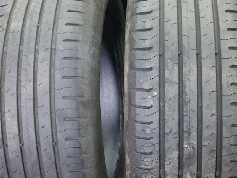 Continental 215/60 R17 96H Contact 5 