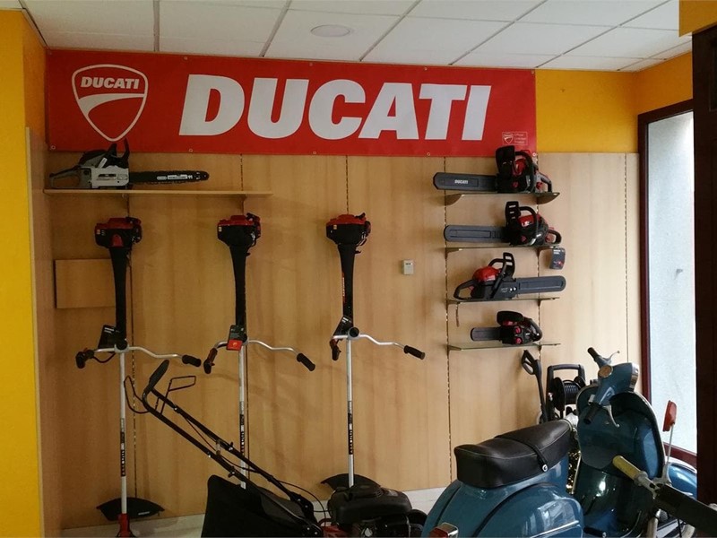 MAQUINARIA JARDIN DUCATI